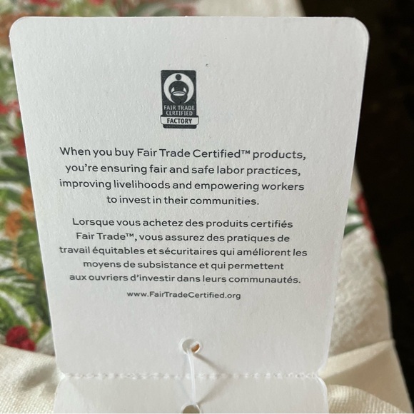 New Pottery Barn Holly Berry Tea Towels - Set of 2, Christmas, Winter, Holiday - Picture 13 of 15